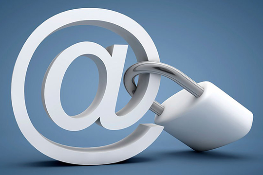 美股三大指数集体收跌 比特币跌破8.6万美元引发市场关注