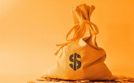 美元指数震荡下行，多重因素影响市场预期