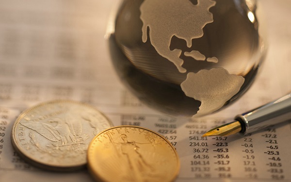 美元兑日元承压，日元走强前景存分歧